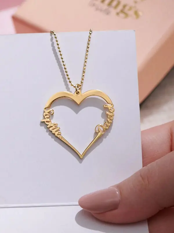 Collier prénom style n°12